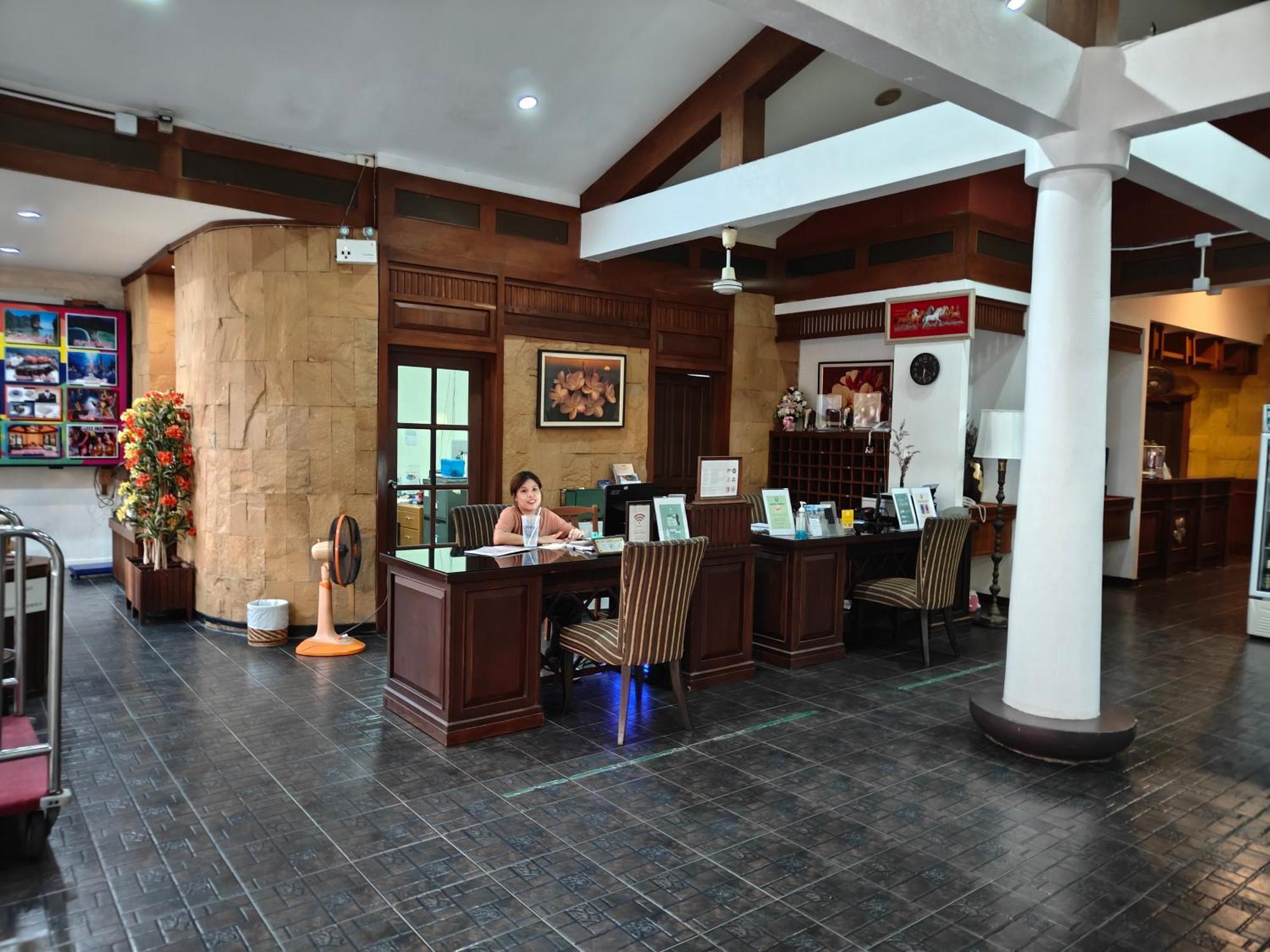 Phuket Leelavadee Hua Ting Resort Patong Dış mekan fotoğraf