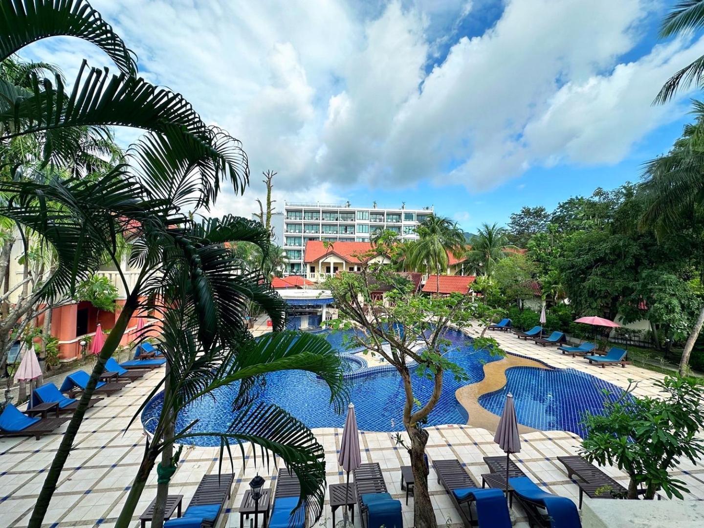 Phuket Leelavadee Hua Ting Resort Patong Dış mekan fotoğraf