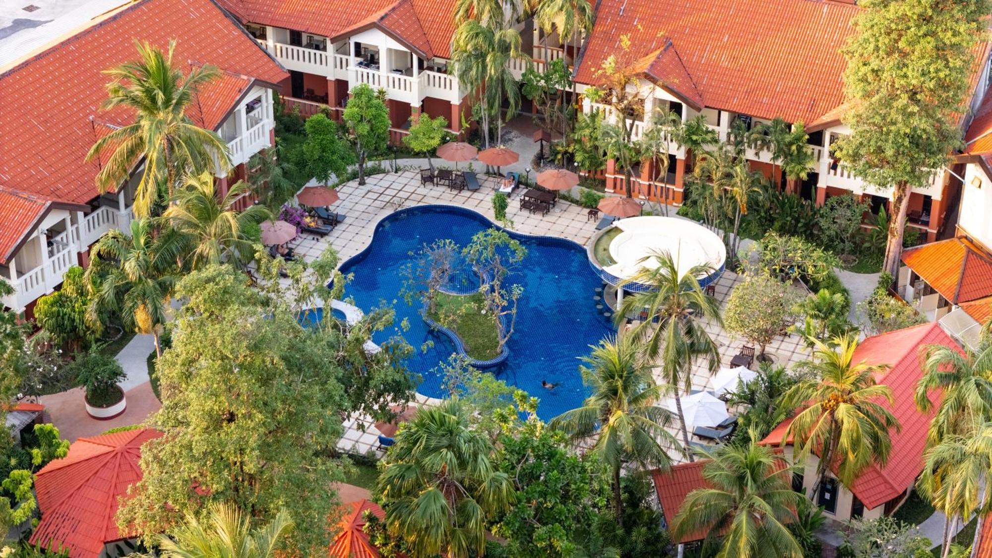 Phuket Leelavadee Hua Ting Resort Patong Dış mekan fotoğraf