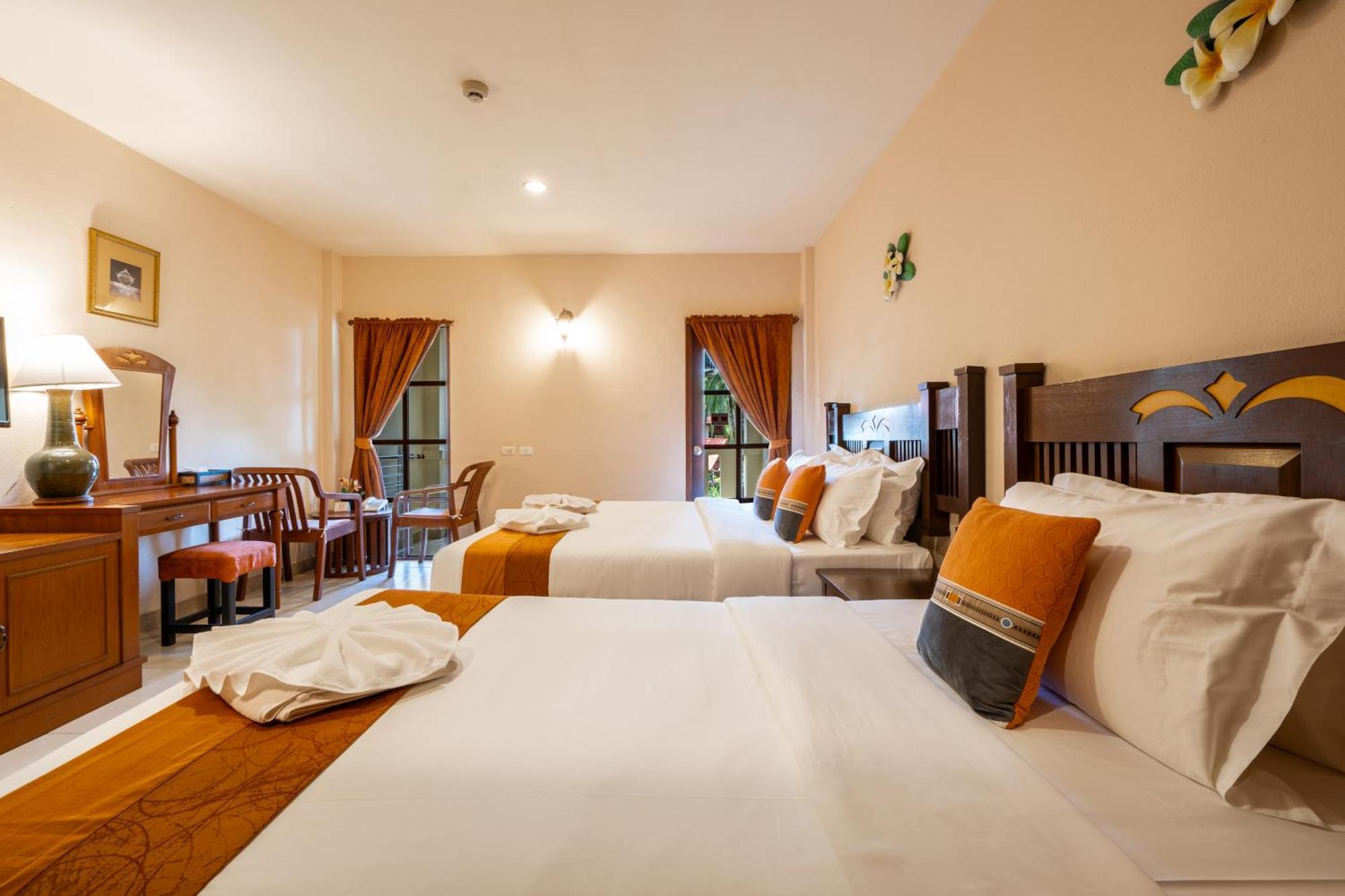 Phuket Leelavadee Hua Ting Resort Patong Dış mekan fotoğraf