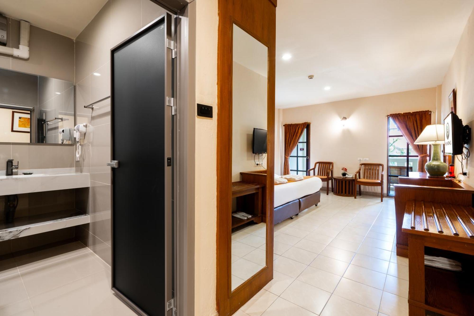 Phuket Leelavadee Hua Ting Resort Patong Dış mekan fotoğraf