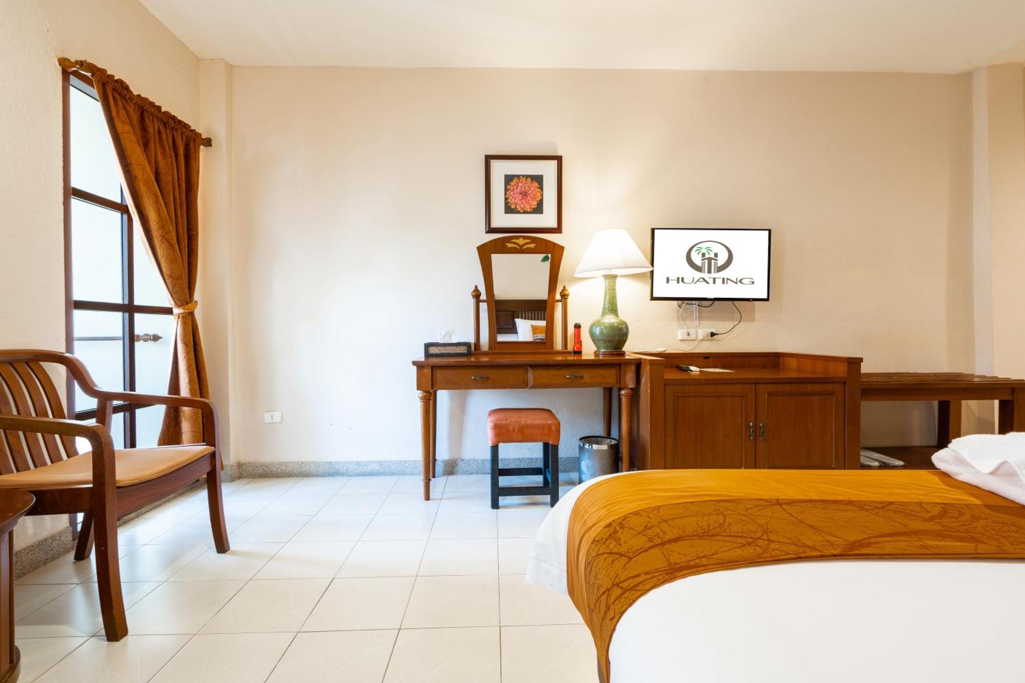 Phuket Leelavadee Hua Ting Resort Patong Dış mekan fotoğraf
