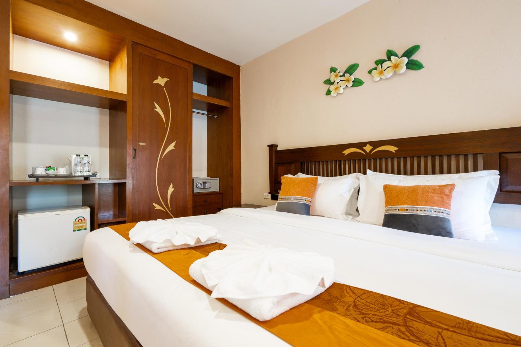 Phuket Leelavadee Hua Ting Resort Patong Dış mekan fotoğraf